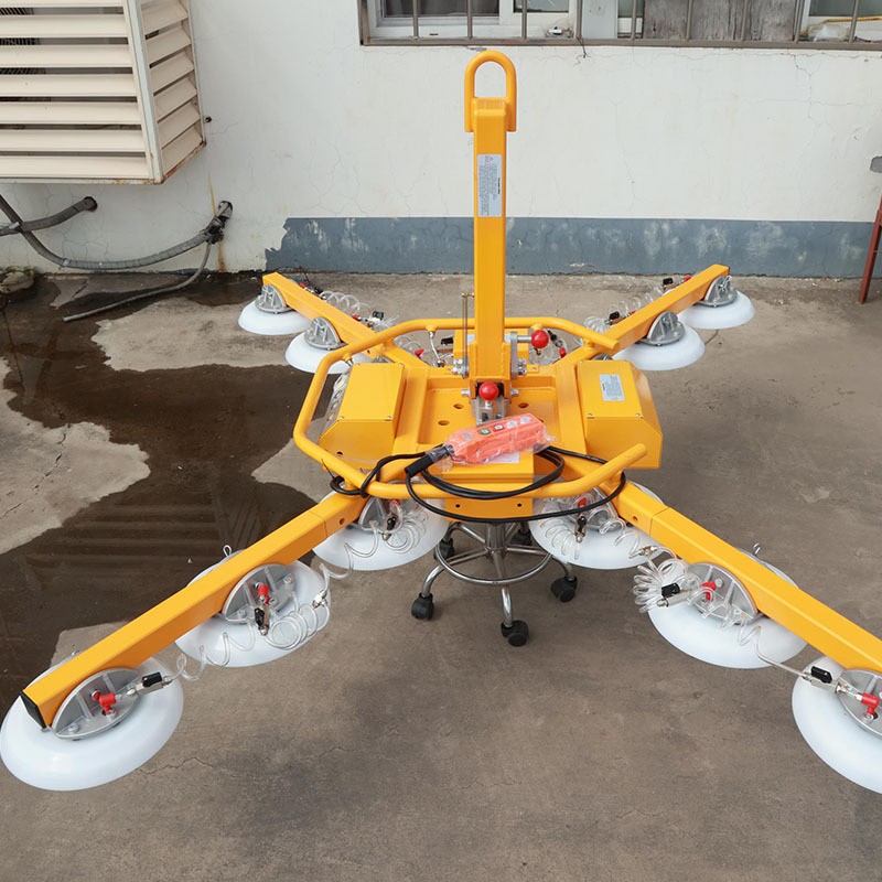 Adjustable X-frame and suction cup layout on the vacuum lifter